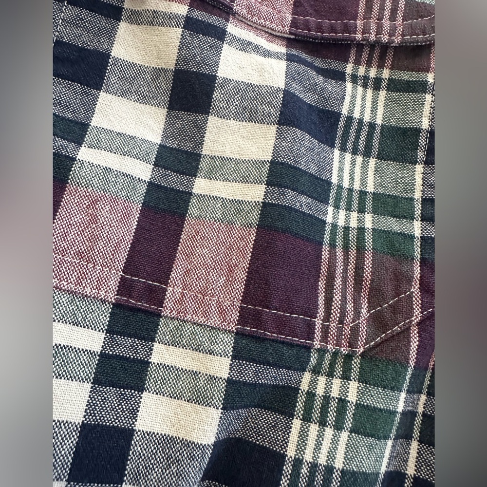 Men’s Eddie Bauer, large plaid shirt - Picture 2 of 4